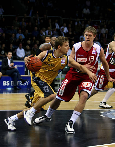 迎来更多精 迎来更多精