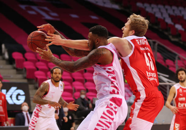 并具备卓越 并具备卓越