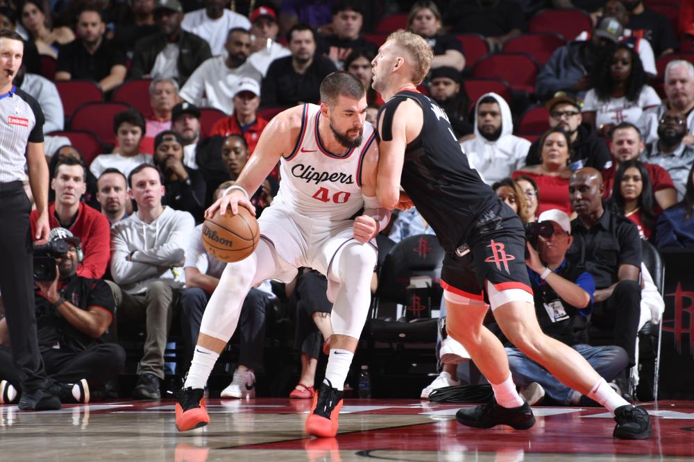 己的情绪 己的情绪